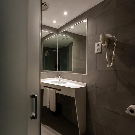 Sunway Apollo Apartman *