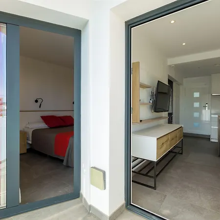 Sunway Apollo Apartman *