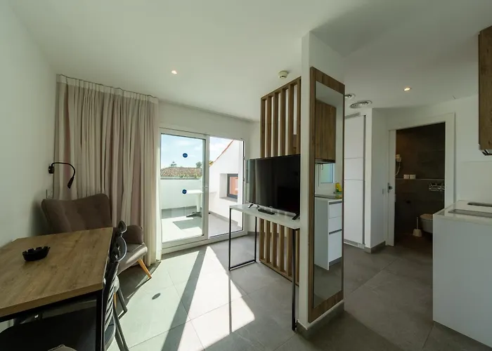 Sunway Apollo * Сіджас