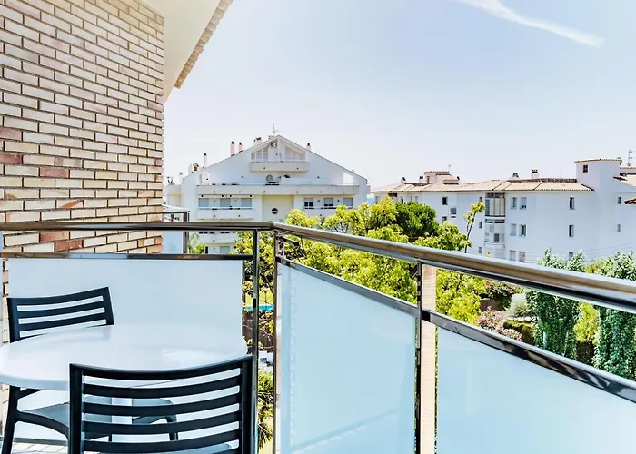 Апартаменти Sunway Apollo